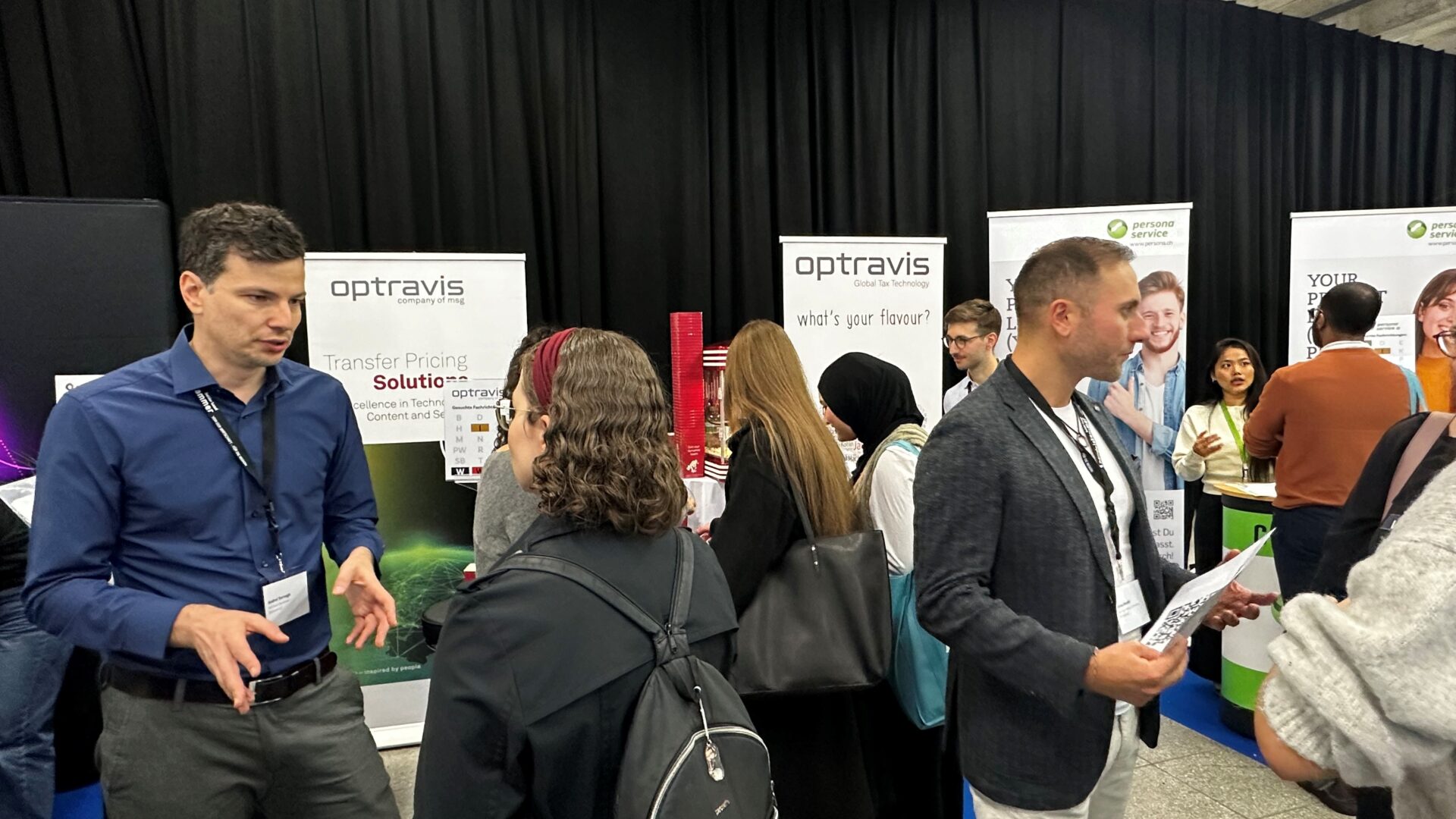 Optravis Career open positions junior business analyst and full stack developer